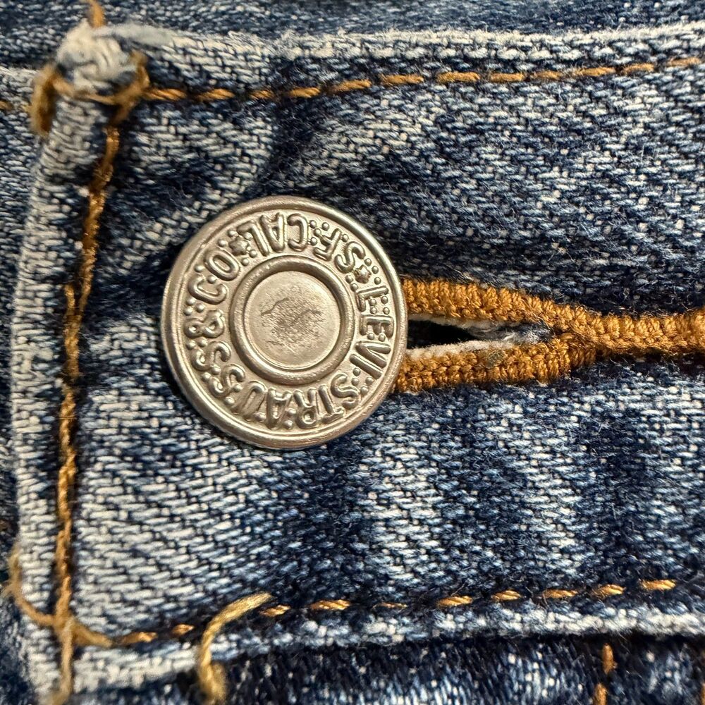 Skater Streetwear Indie Relaxed Bermuda Denim Shorts Vintage Wash Levi's 550 36 - Picture 6 of 8